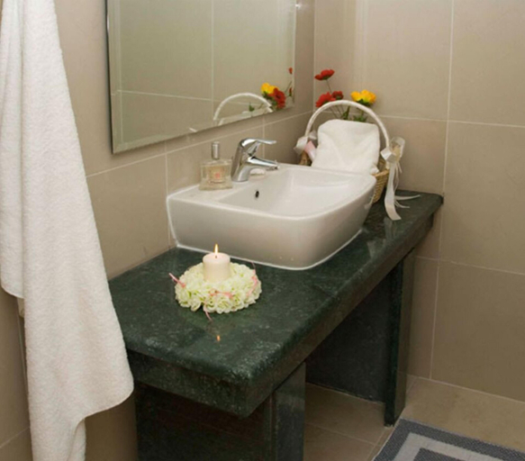 Bathroom 4, Hotel Coral, Ionian Islands