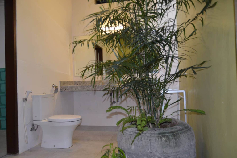 Bathroom, Puri Purnama, Badung
