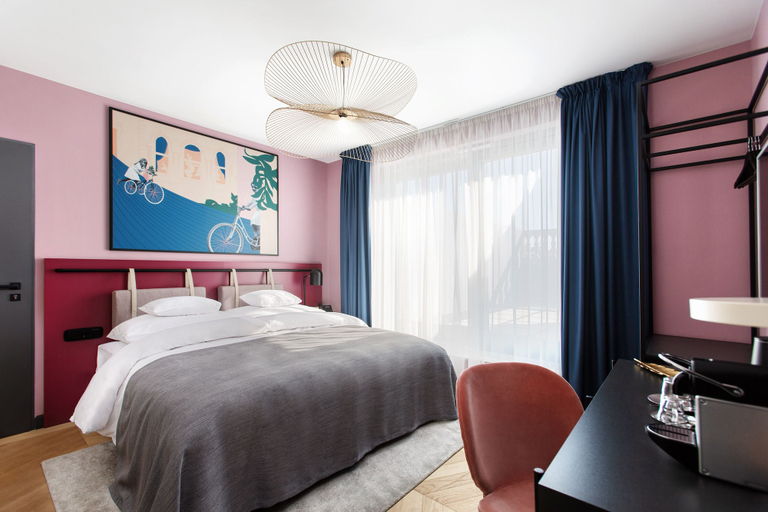 Bedroom 2, Alice Hotel, Budapesti