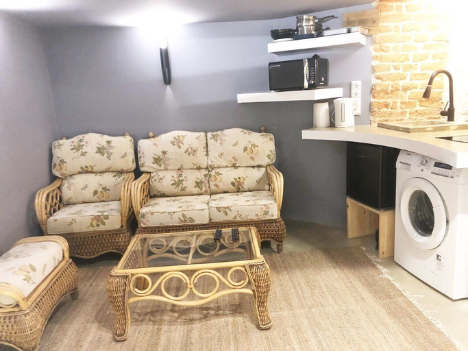 Others 3, Apartment Rynok sqr. 42, L'vivs'ka