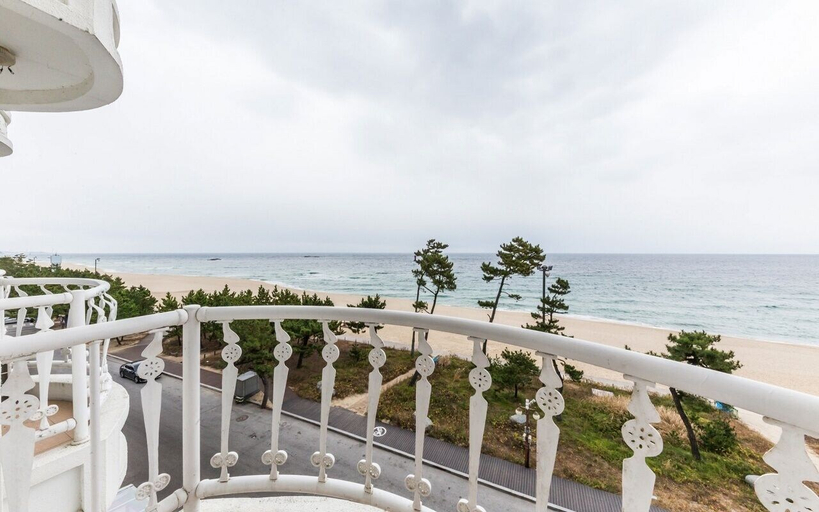 Others 4, Hotel Juno, Gangneung