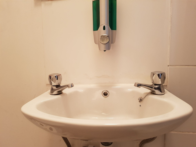 Bathroom 3, Quality Accommodation, Leeds
