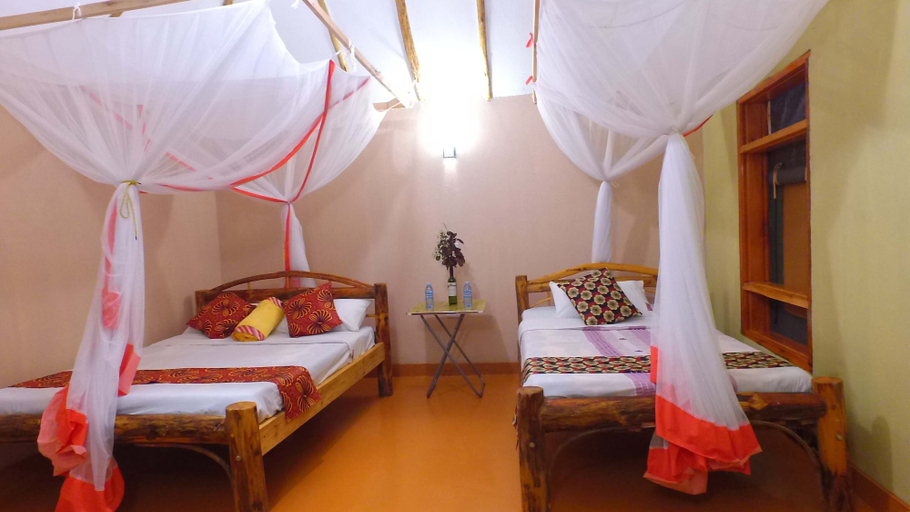 Bedroom 2, Irungu Forest Safari Lodge, Bunyaruguru