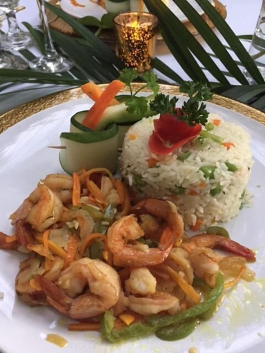 Food & Drinks, Secret Cabins at Firefly Beach