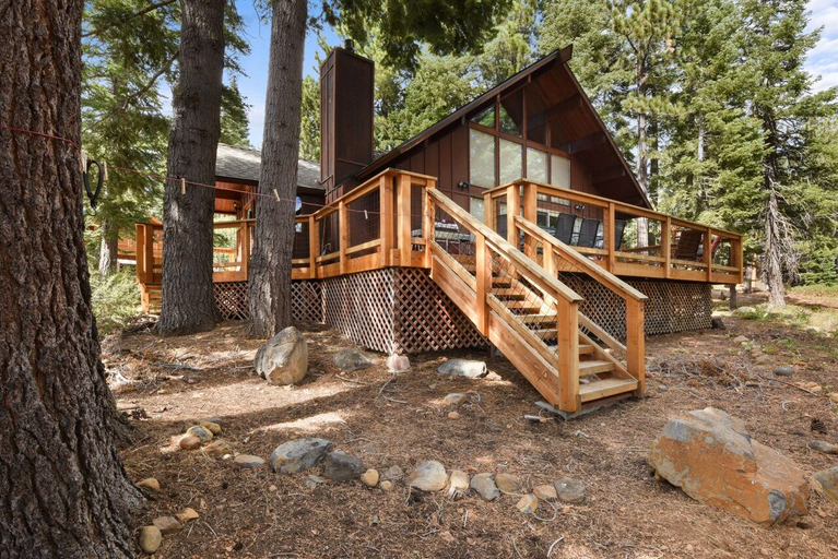 Exterior & Views 2, Grandview Chalet, Placer