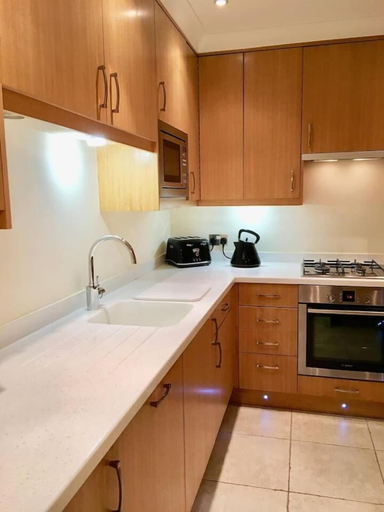 Others 5, English Garden Apartment, London