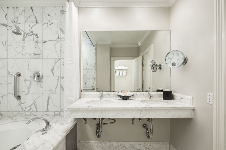 Bathroom 5, Montecito Inn, Santa Barbara