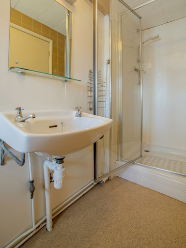 Bathroom 3, Cumberland Hotel, Cumbria