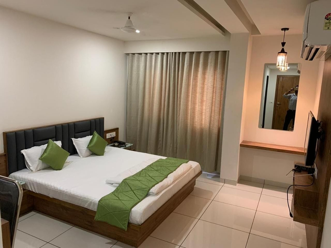 Bedroom 3, Hotel Satkar Chhatral, Gandhinagar