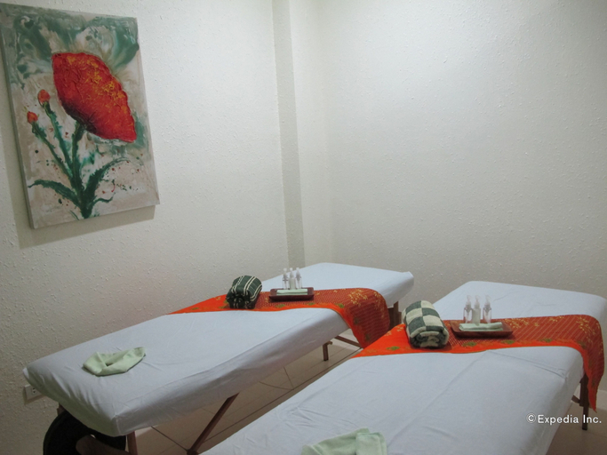 Bedroom 3, Sunset at Aninuan Beach Resort, Puerto Galera