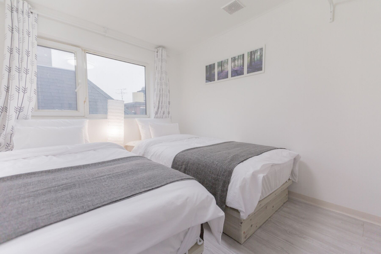 Bedroom 3, Sio Suite, Mapo