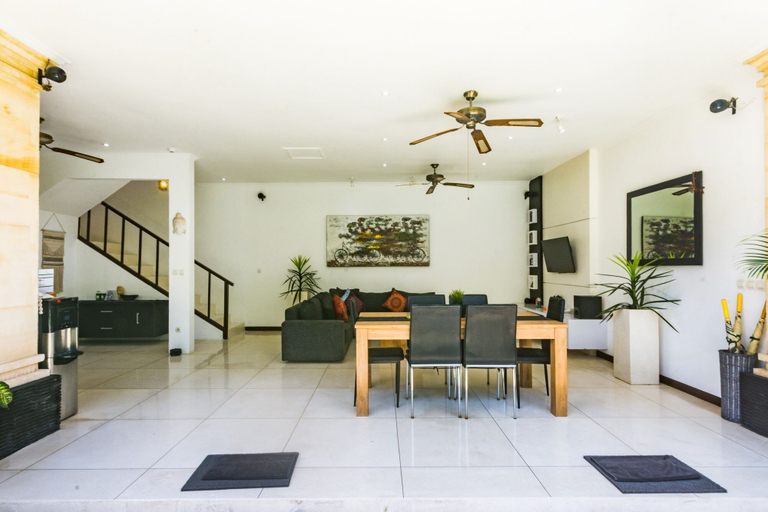 Others 5, Villa Krisna, Badung