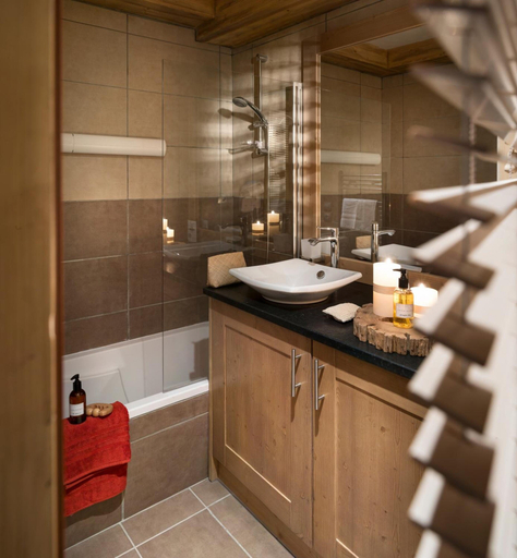 Bathroom 5, CGH Résidences & Spa Chalets Marmottons, Savoie