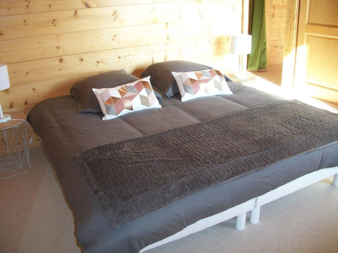 Bedroom 4, Chalet Les Aigles, Haute-Savoie