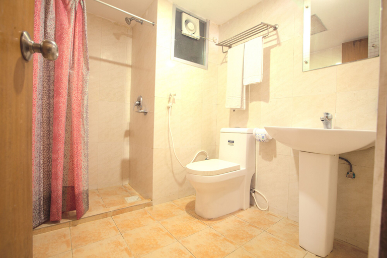 Bathroom 5, Bashati Bay Resort, Cox's Bazar