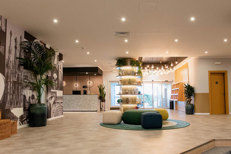 Public Area 2, Belstay Milano Assago, Milano