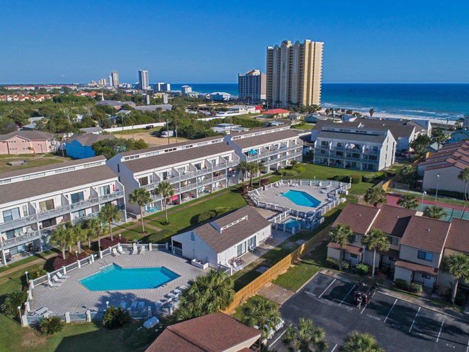 Others 5, Endless Summer by Panhandle Getaways, Bay