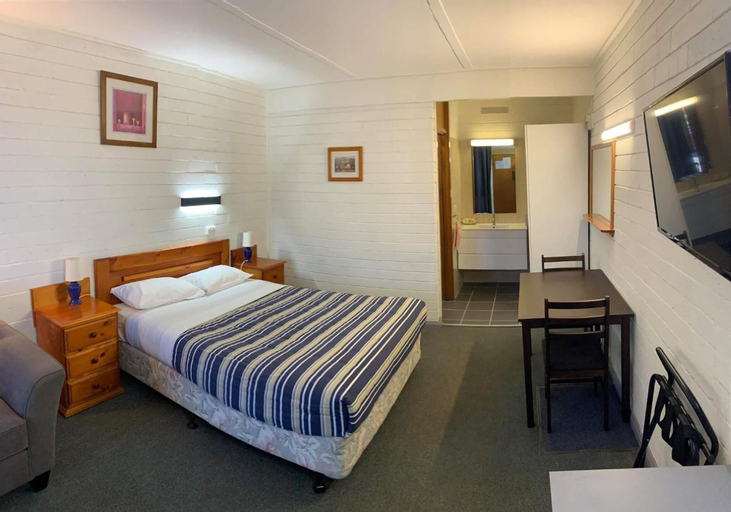 Bedroom 22