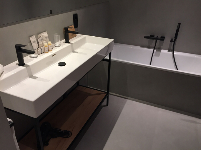 Bathroom 4, Muralto Madrid Princesa, Madrid