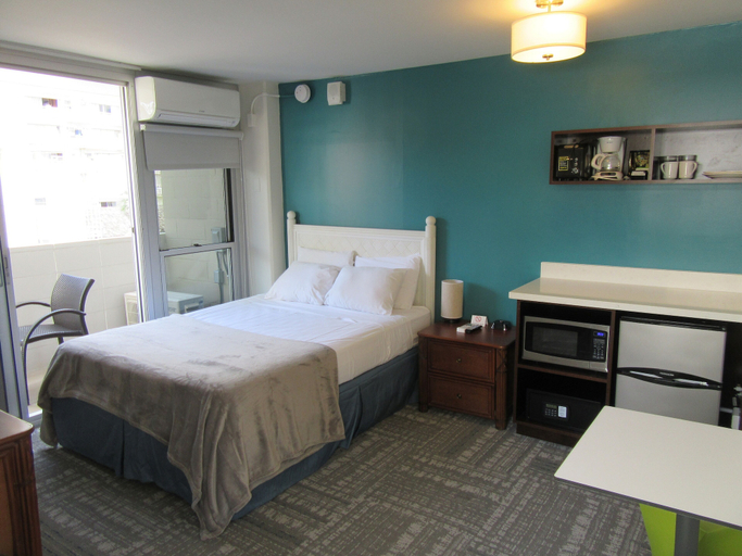 Bedroom 5, Waikiki Central Hotel, Honolulu