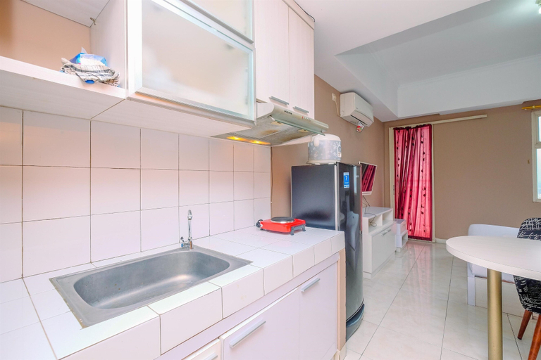 Others 5, Warm And Cozy Stay Studio Apartment Margonda Residence 2, Depok