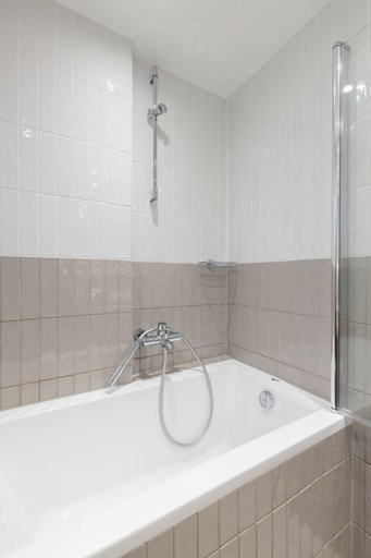 Bathroom 4, UPSTREET Hidesign Acropolis Apartment, Attica