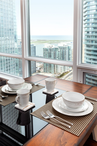 Food & Drinks, TopLine Suites - Ice Condos, Toronto
