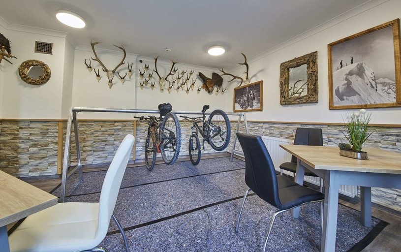 Food & Drinks, Ski & Bike Appartements Forsthaus, Zell am See