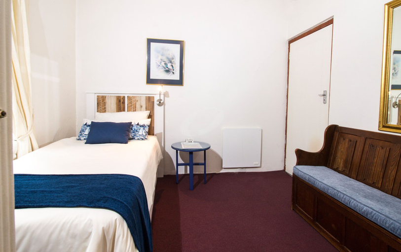Bedroom 2, Storms River Guest Lodge, Cacadu