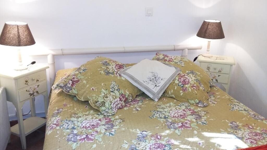 Bedroom 4, Domaine Le Laou Chambres d'hôtes, Bouches-du-Rhône
