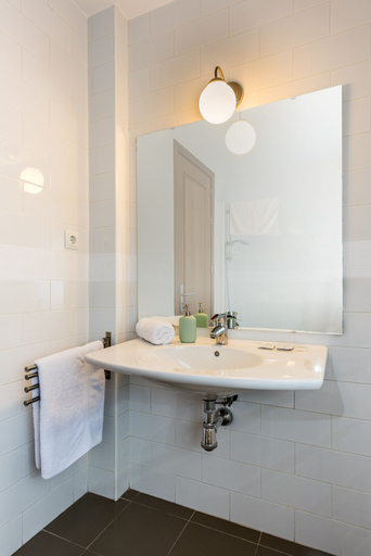 Bathroom 3, Genteel Home Zaragoza III, Sevilla