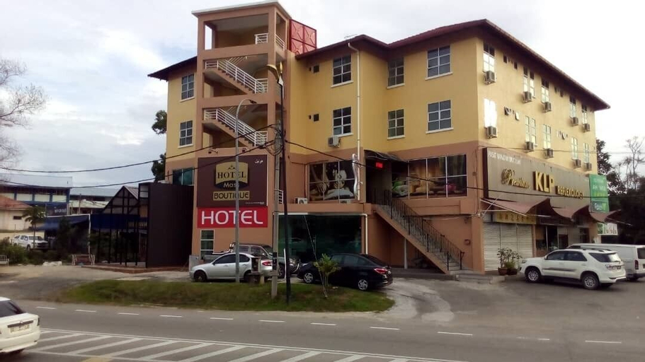 Exterior & Views