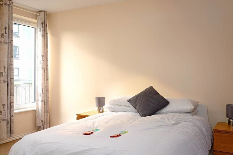Bedroom 2, Wonderful Apartment nr Central Edinburgh, Edinburgh