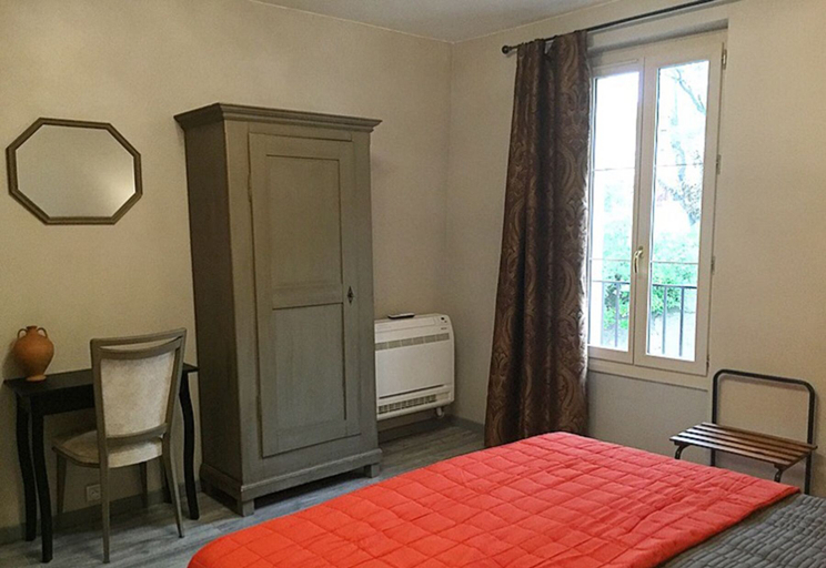 Bedroom 4, Au Jardin d'Amphora, Aude