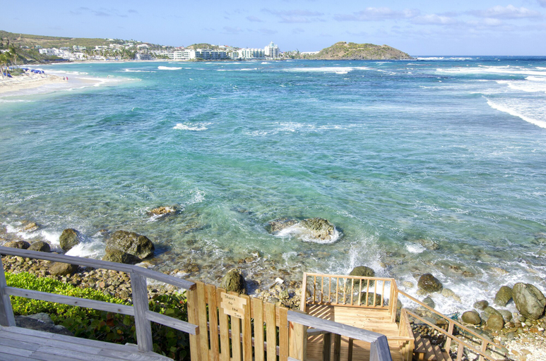 Others 5, Beach House Younes by Island Properties Online