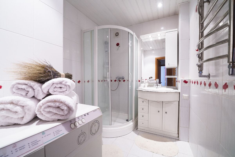 Bathroom 2, GoodAps Presnenskiy Val, Northern