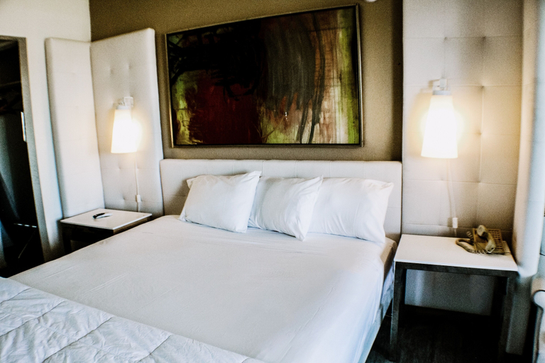 Bedroom 4, Devonshire Inn, Kern