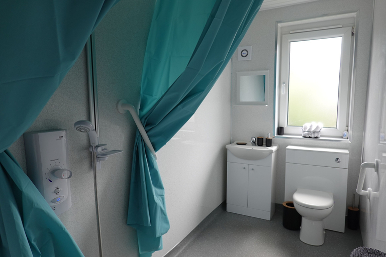 Bathroom 2, Lady Wilson Apartment, North Lanarkshire