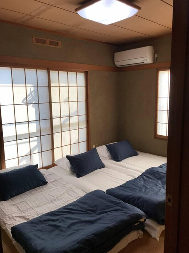 Bedroom 2, Bonel Guest House, Tomisato