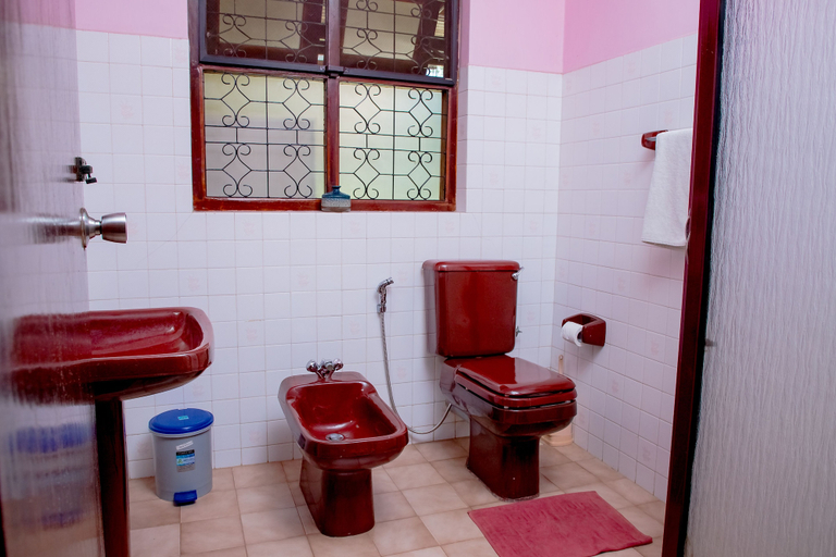 Bathroom 5, Villa Shade, Katana