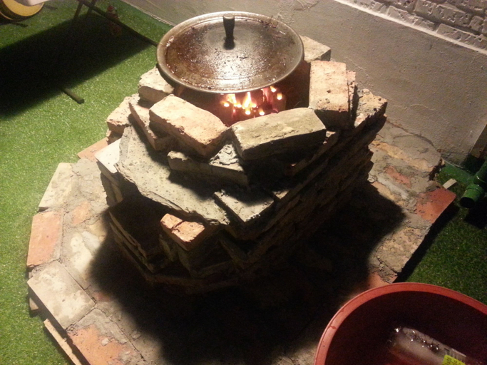 Food & Drinks 4, Crossroad Backpackers, Mapo