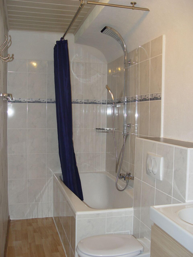 Bathroom 3, Altes Zollhaus, Eifelkreis Bitburg-Prüm
