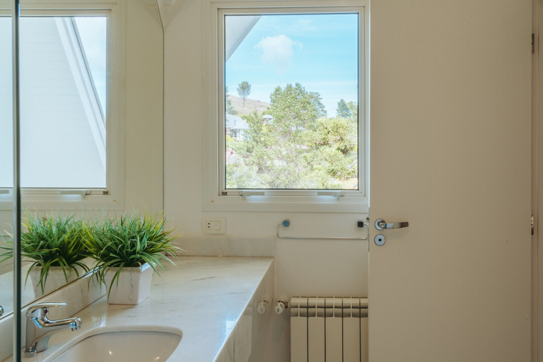 Bathroom 4, White House - Campos do Jordão, Campo Limpo Paulista