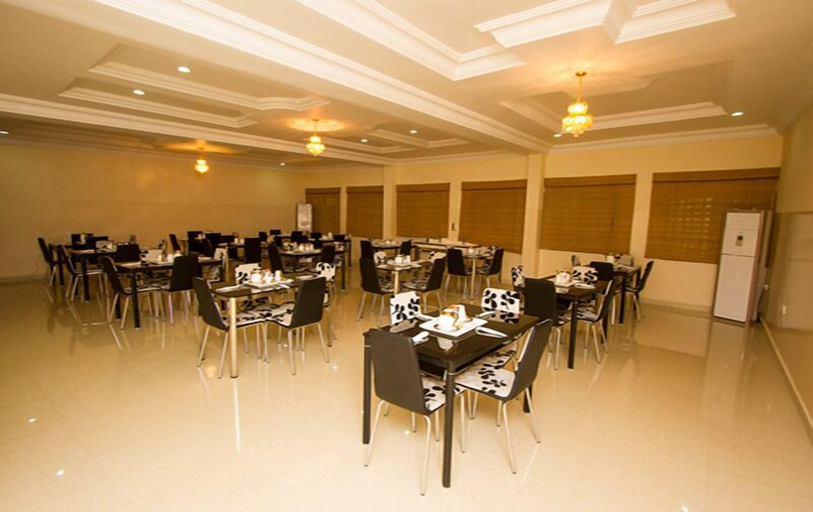 Food & Drinks 5, Babale Suites, Fagge