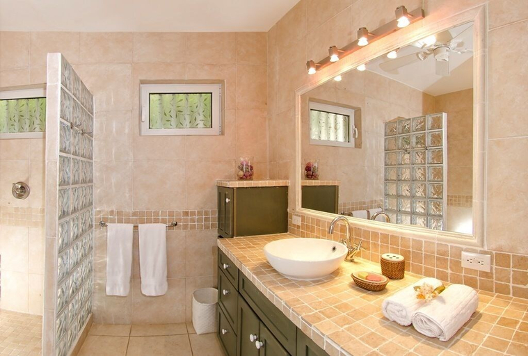 Bathroom 4, Beach House Younes by Island Properties Online