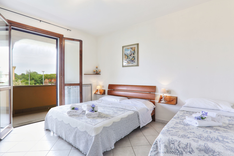 Bedroom 2, Case Sobrini, Livorno
