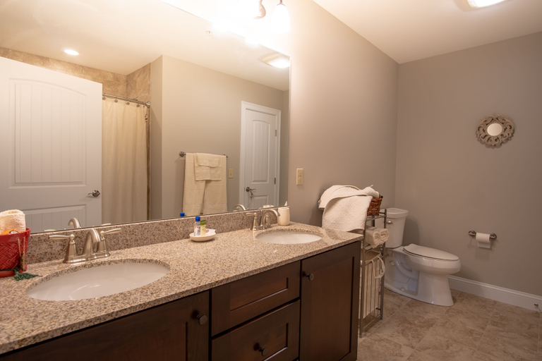 Bathroom 3, Cranmore Condominium Lodging, Carroll