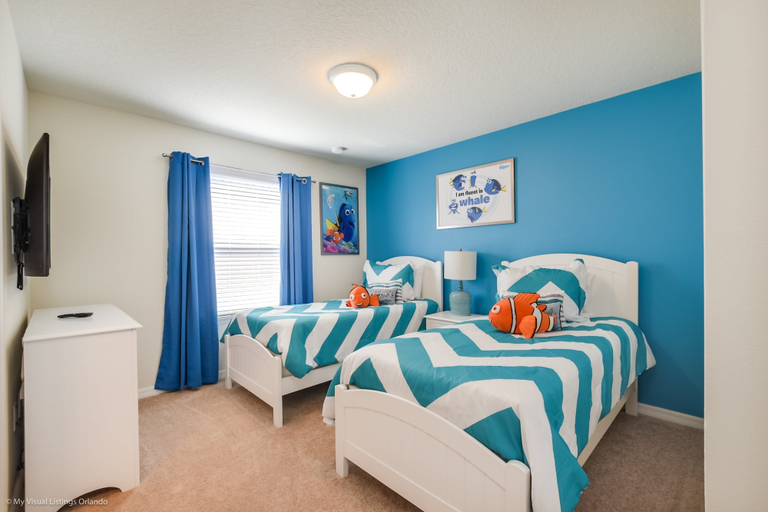 Bedroom 3, 9 Bed Villa with Games, Pool & Spa, Osceola