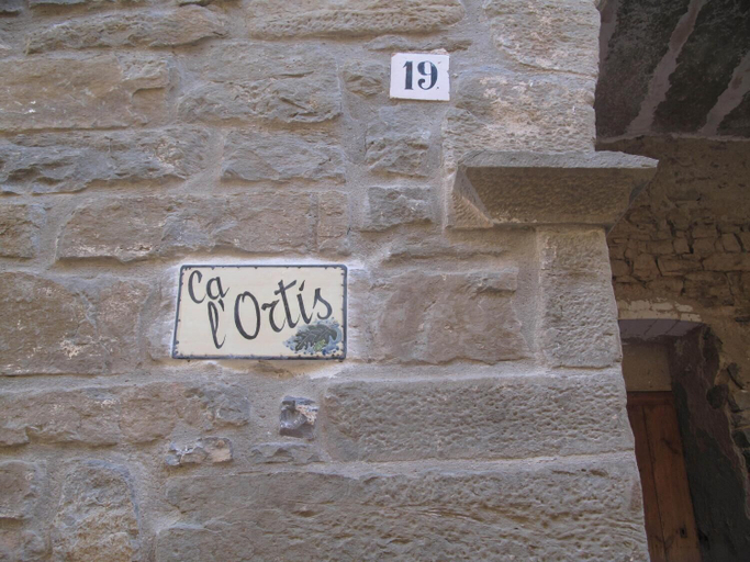 Exterior & Views 2, L'Esgolfa de ca l'Ortís, Lleida