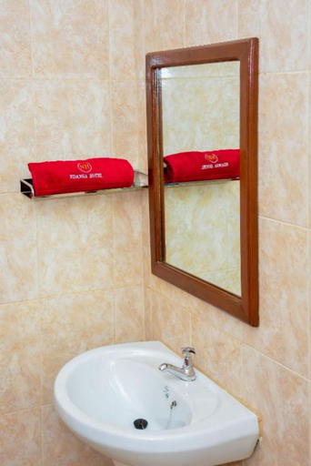 Bathroom 3, Ndanga International, Ruiru